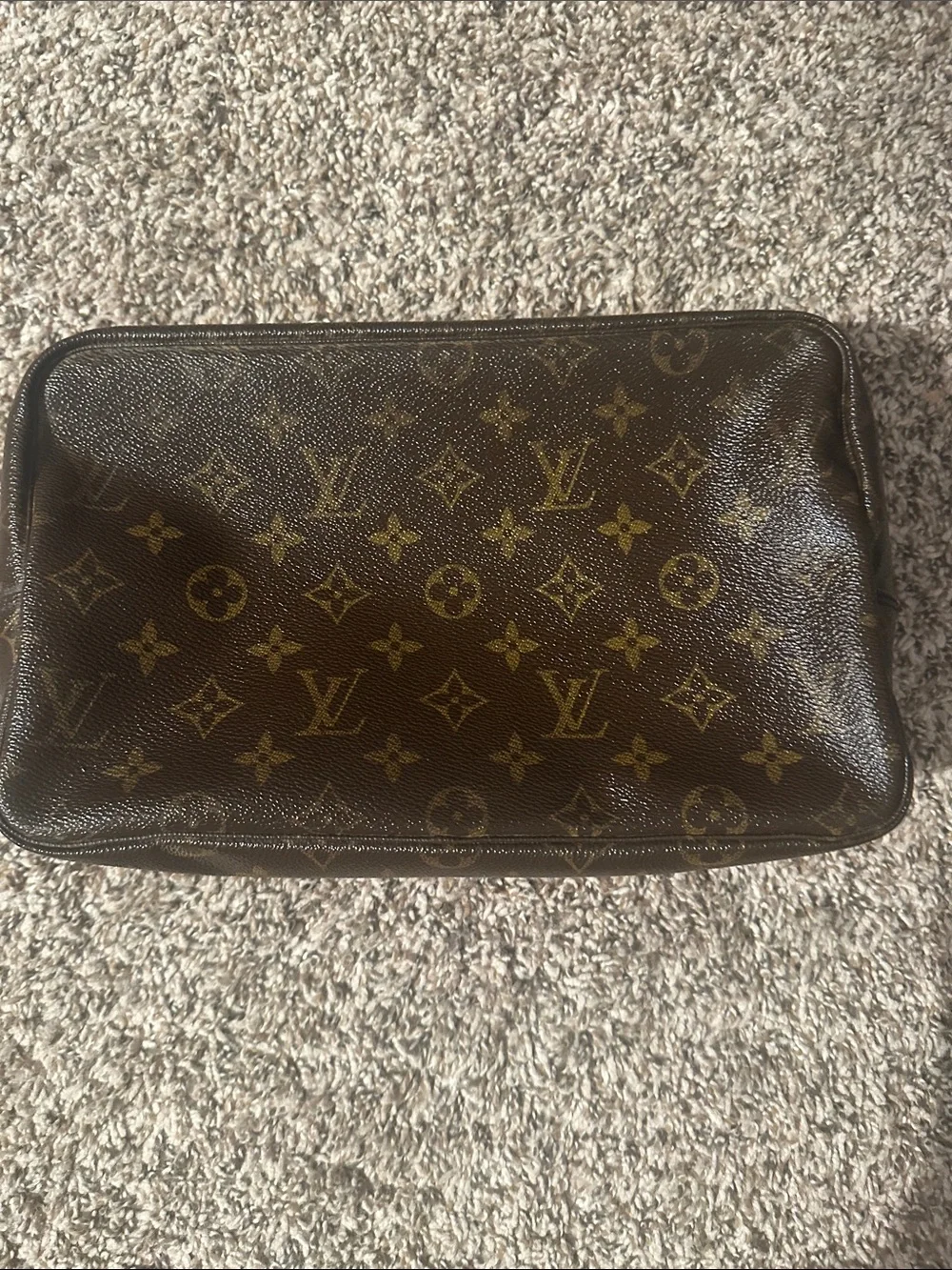 Louis Vuitton Monogram Canvas  Trouse 28 toiletry bag
